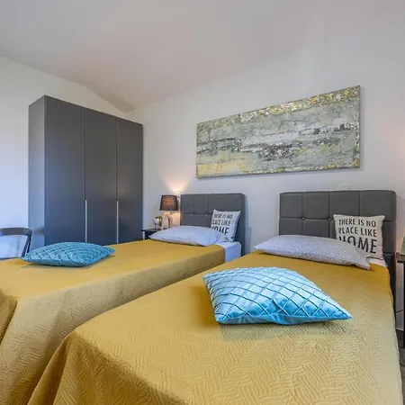 Insa Villa Benazici