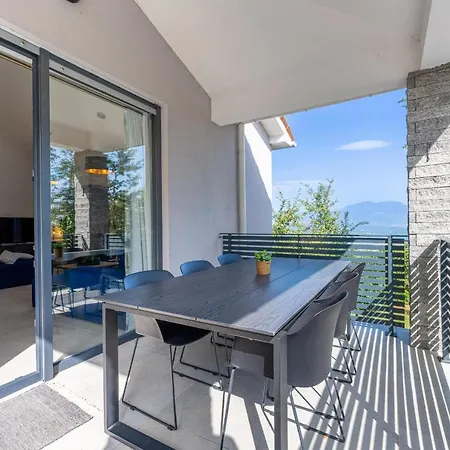 Insa Villa