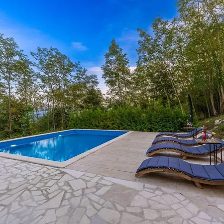Insa Villa Benazici