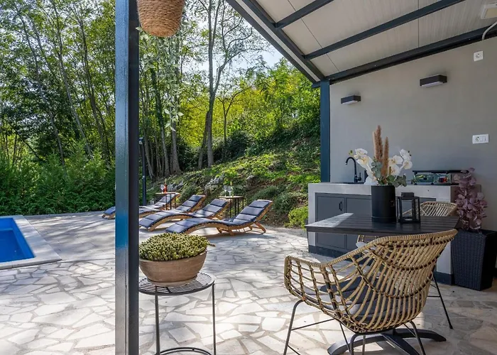 빌라 Insa Benazici