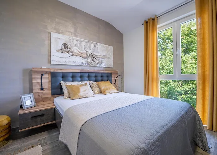 Insa 빌라 Benazici